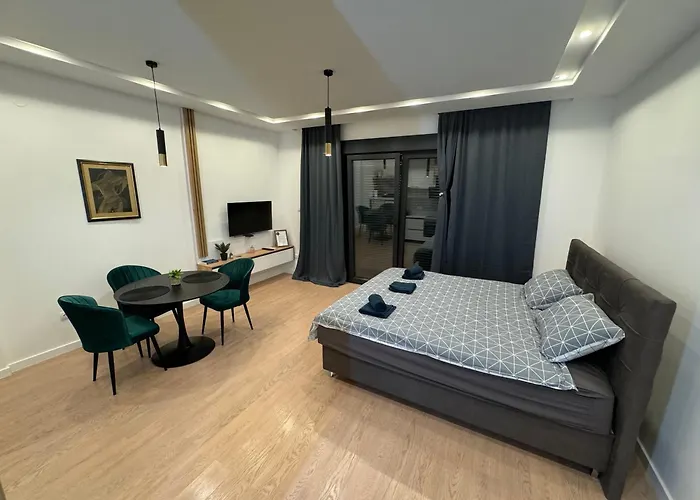 شقة Epicenter تريبينيي