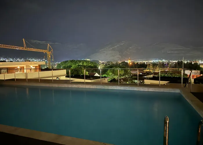 Epicenter تريبينيي